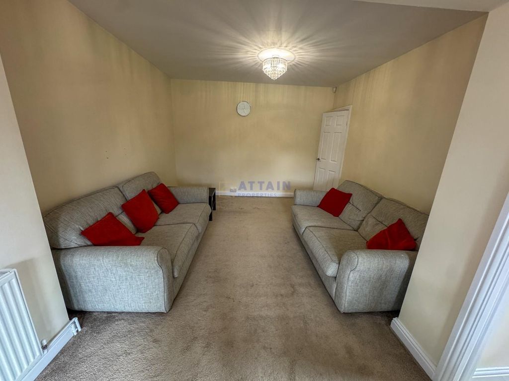 Property photo 2 of 14 Living Room 2.Jpg