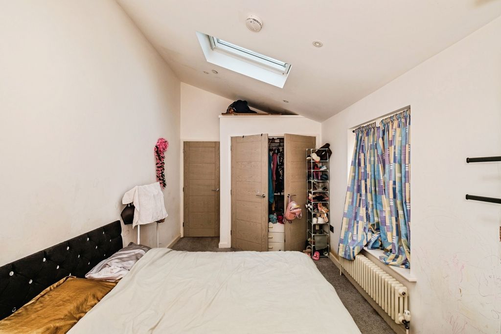 Property photo 3 of 14 Pbox-Img.Jpg