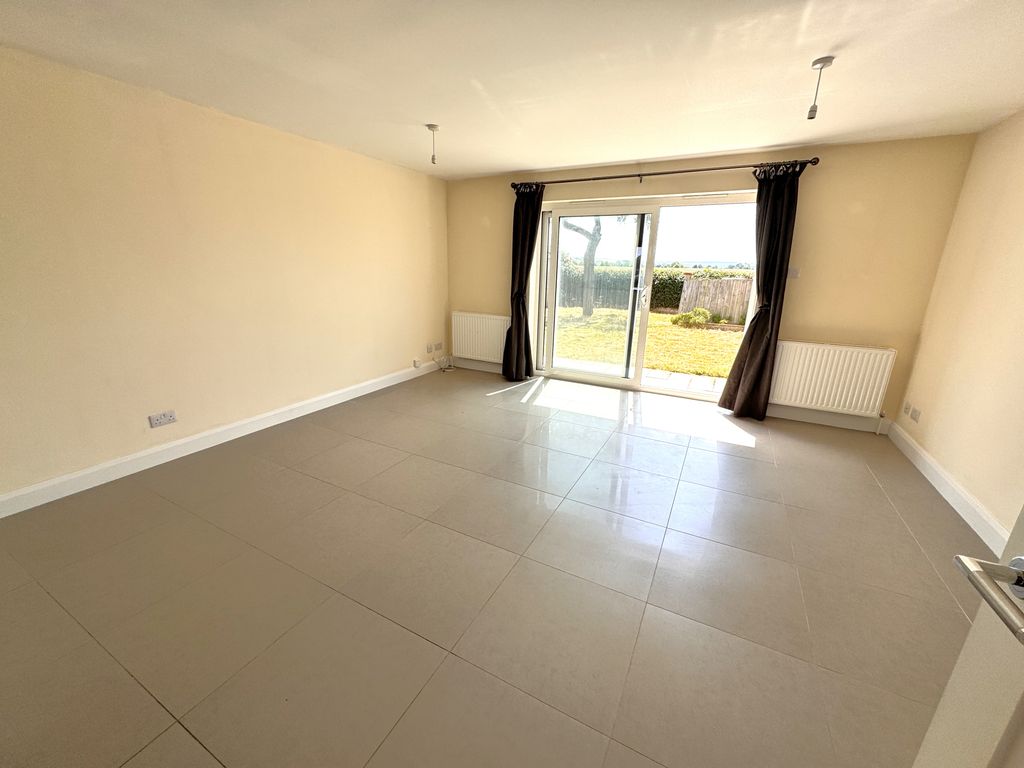 Property photo 2 of 19 Living Room