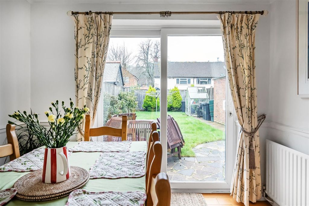 Property photo 2 of 12 19-Glory-Mead-9.Jpg