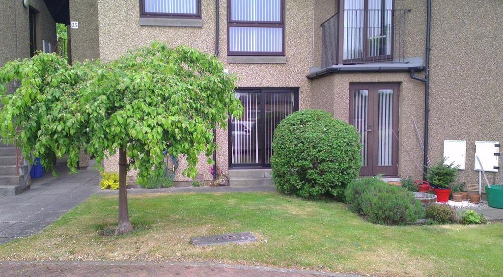 Property photo 1 of 4