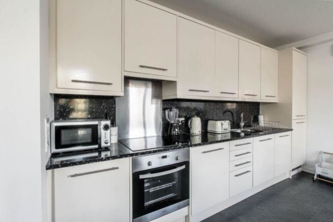 Property photo 3 of 11 3