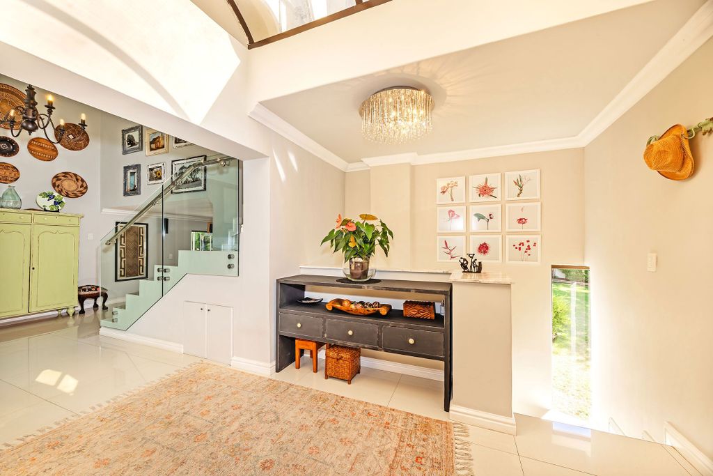 Property photo 3 of 56 Dbv1734631