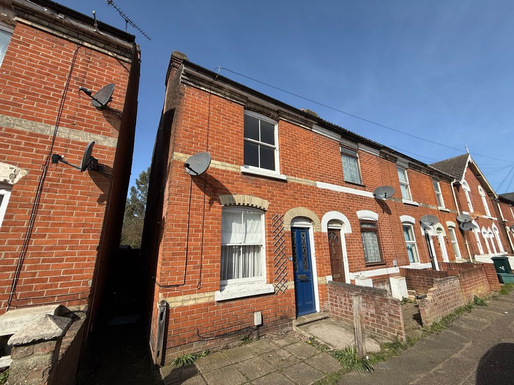 Property photo 1 of 11