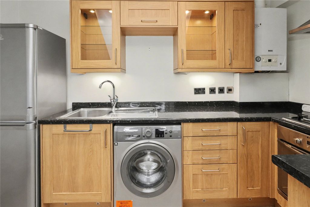 Property photo 3 of 20 Picture No. 28