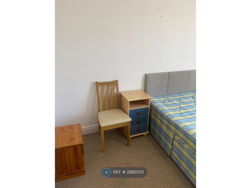 Property photo 2 of 4