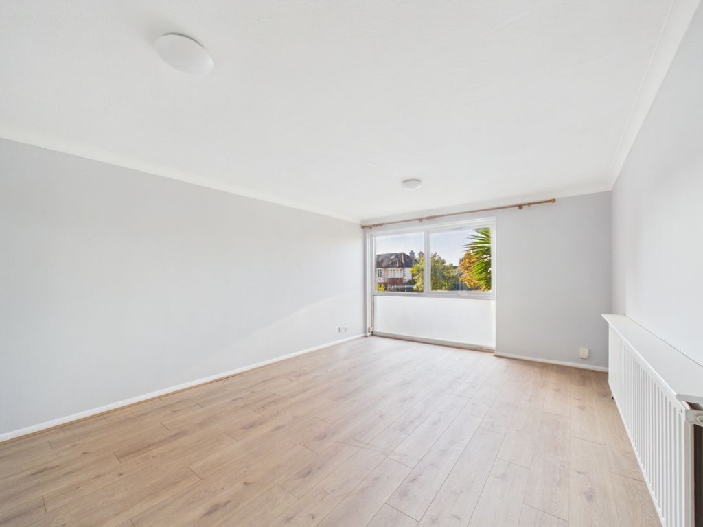 Property photo 2 of 9 2