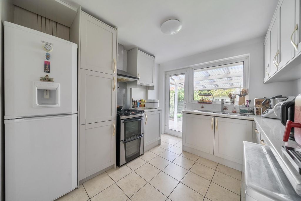 Property photo 2 of 13 Silverdale (2).Jpg