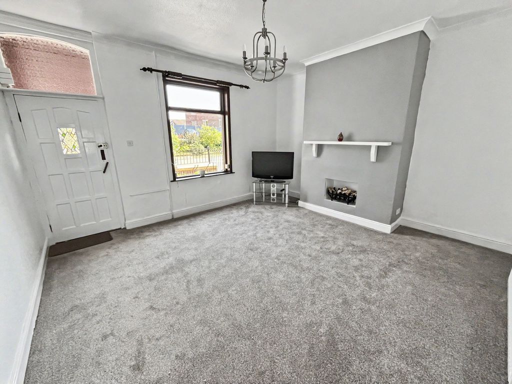 Property photo 3 of 22