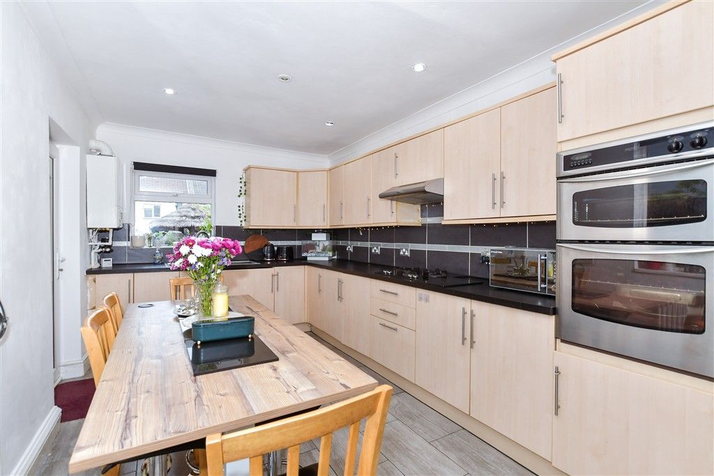 Property photo 1 of 9 Kitchen/ Breakfast Room