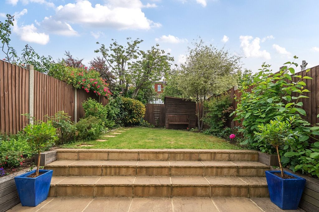 Property photo 3 of 22 Picture No. 24