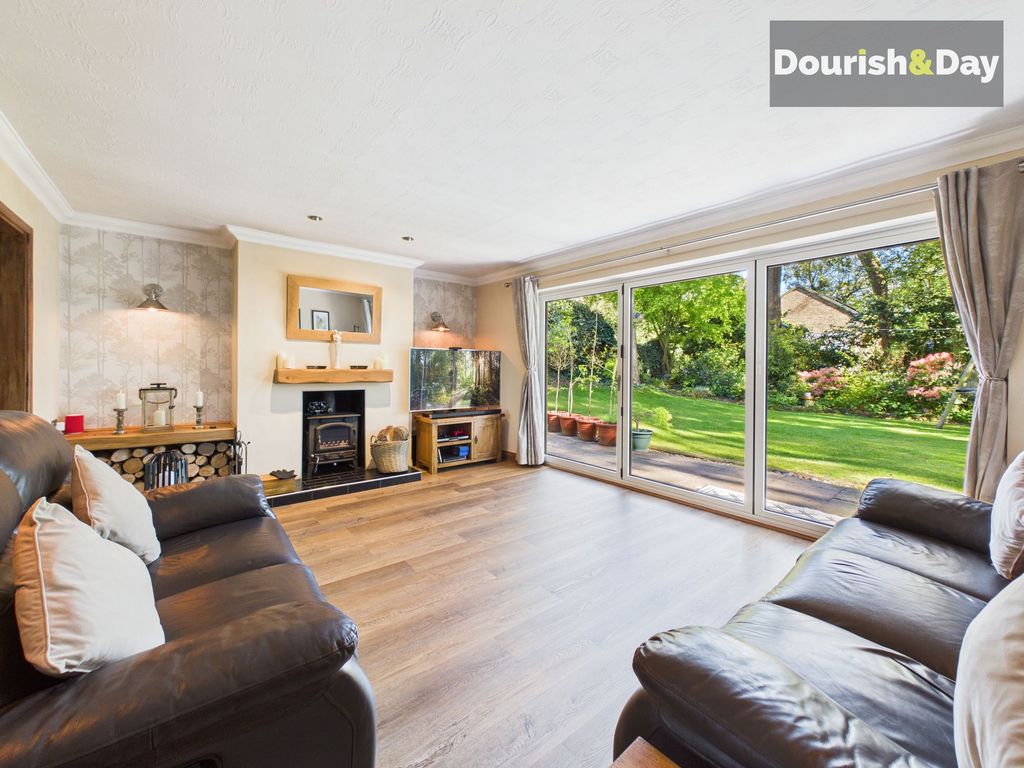Property photo 2 of 44