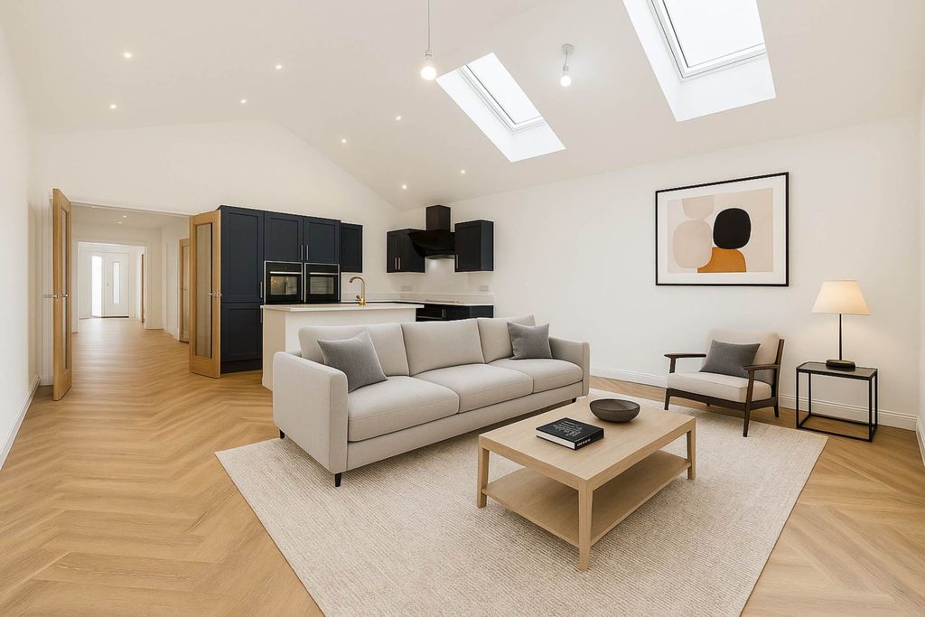 Property photo 2 of 35