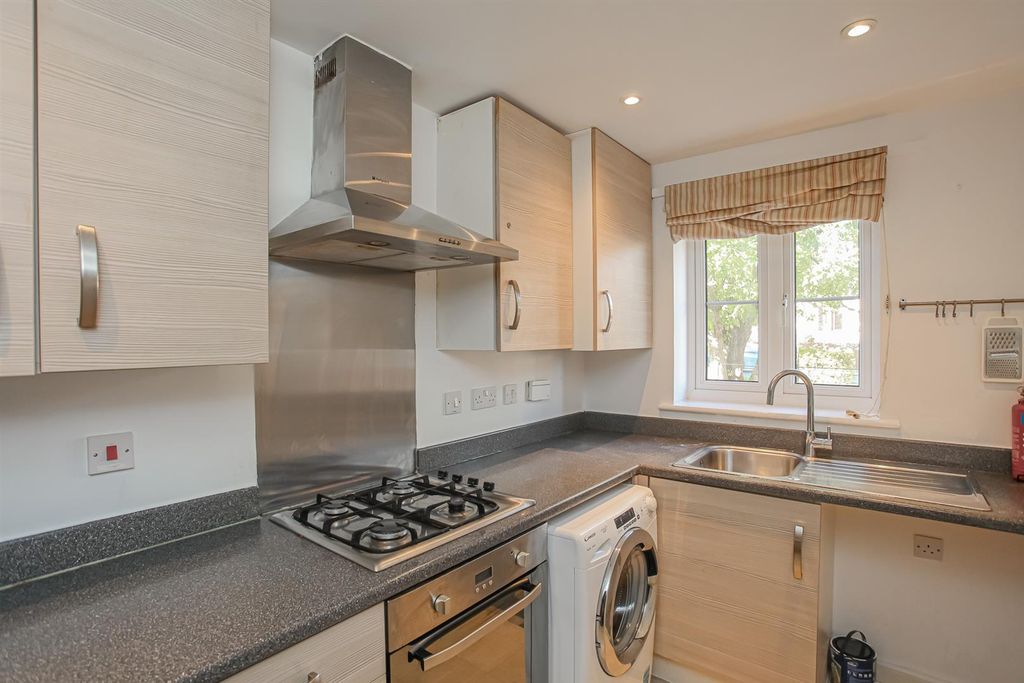 Property photo 3 of 18 Img_9450.Jpg