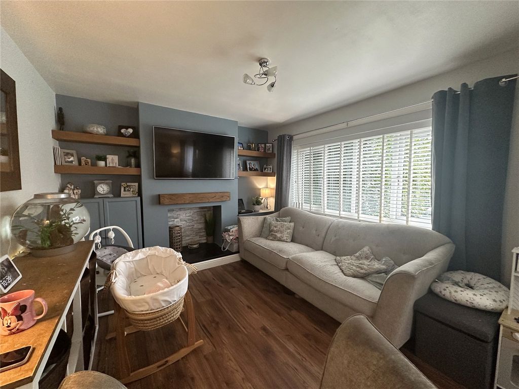 Property photo 3 of 18 Picture No. 17