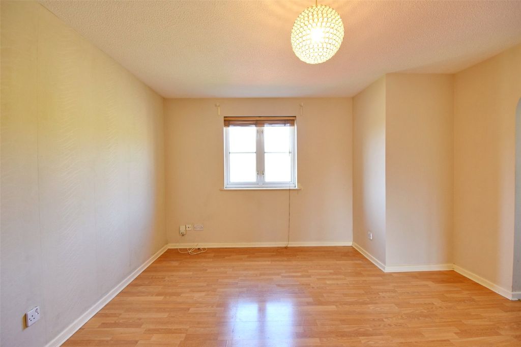 Property photo 2 of 8 Picture No. 05