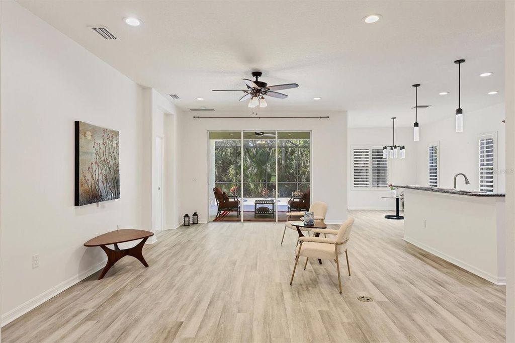 Property photo 3 of 19 <Alttext/>