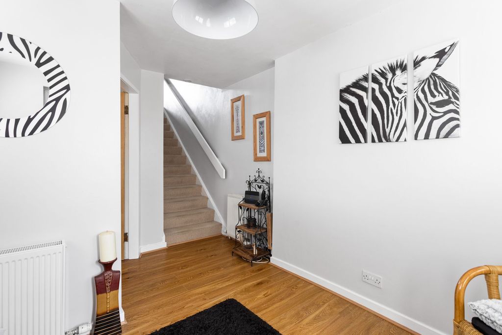 Property photo 2 of 27 Downstairs Landing