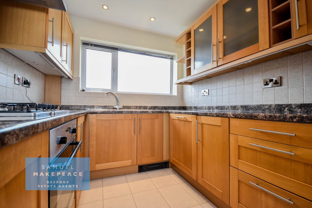 Property photo 3 of 14 Gallery