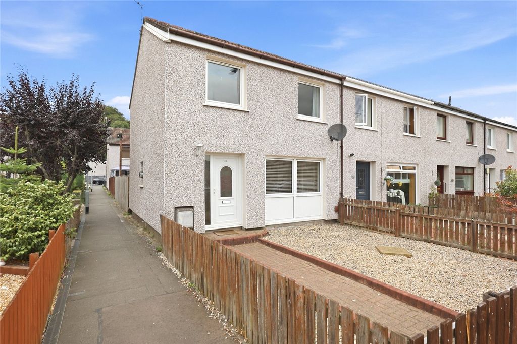 Property photo 1 of 18 Picture No. 05