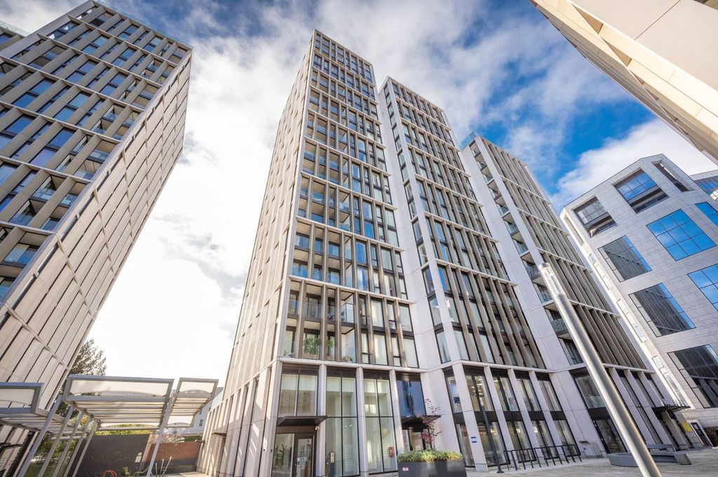 Property photo 3 of 5