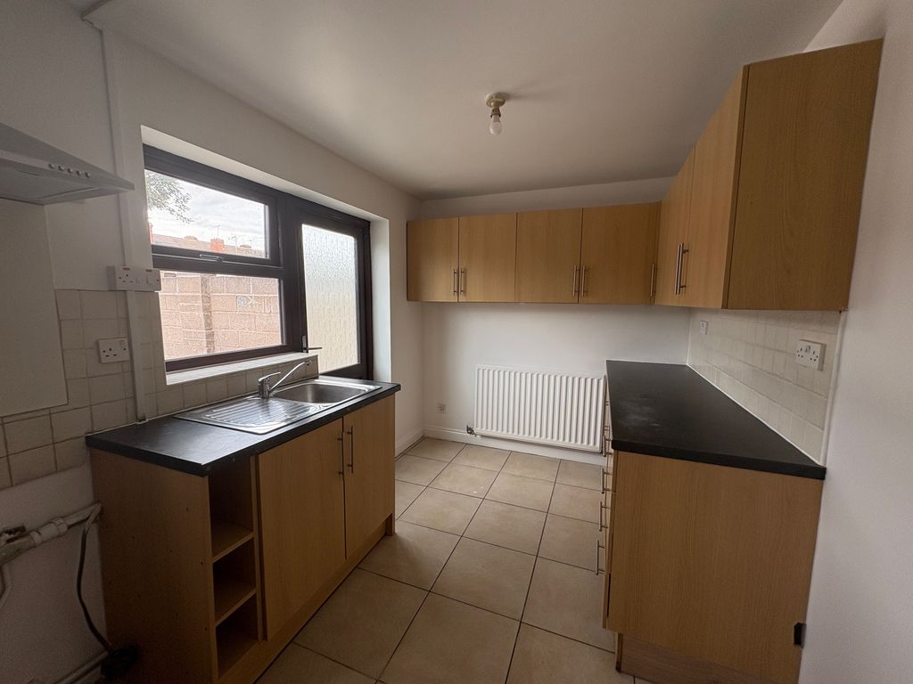 Property photo 2 of 12 Image