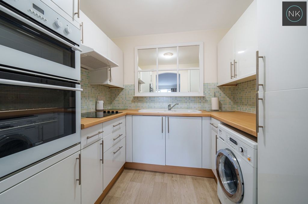 Property photo 3 of 14 2796167
