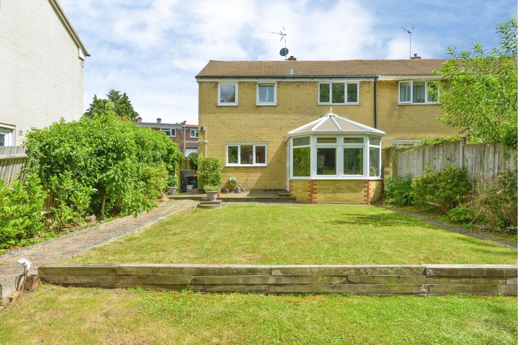 Property photo 2 of 22