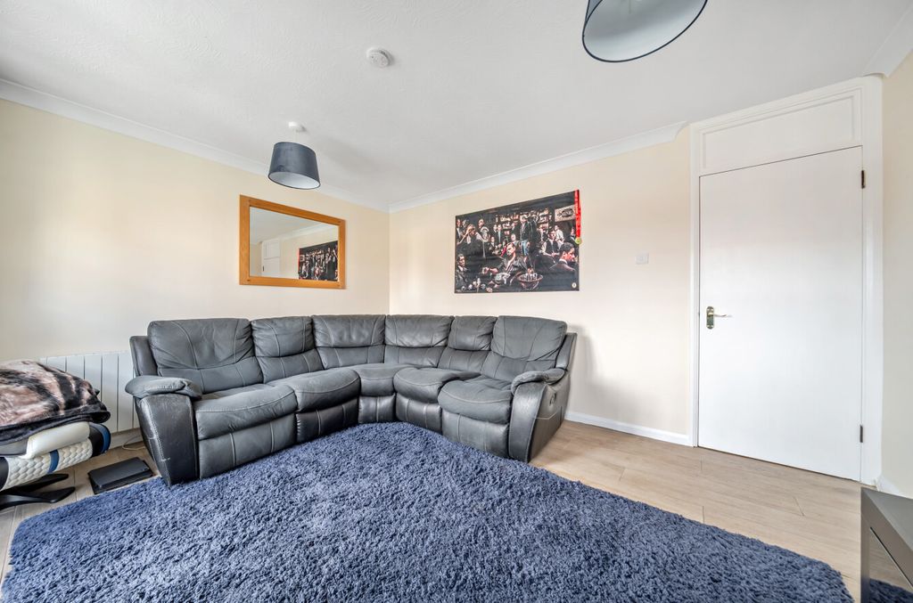 Property photo 3 of 12 1482661-10-6A43c1...