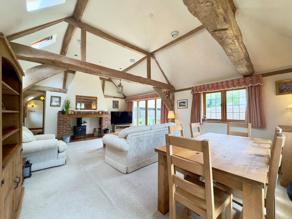 Property photo 3 of 15
