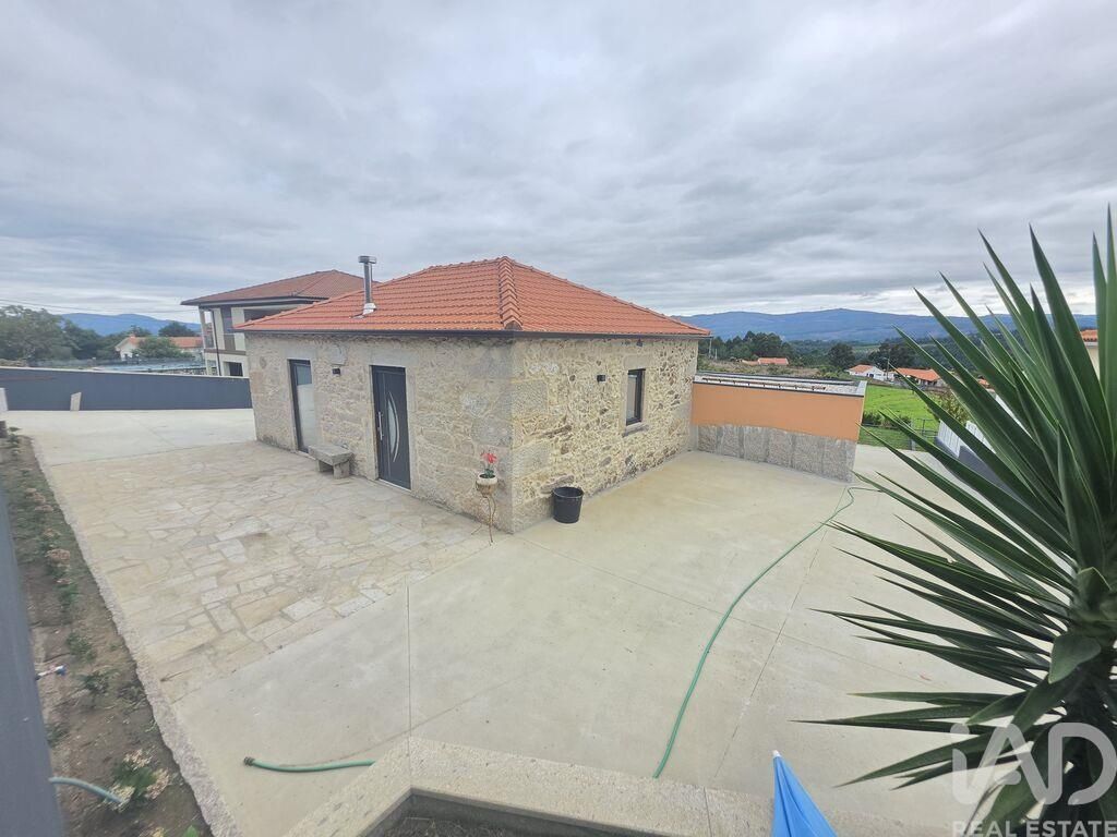 Property photo 1 of 39