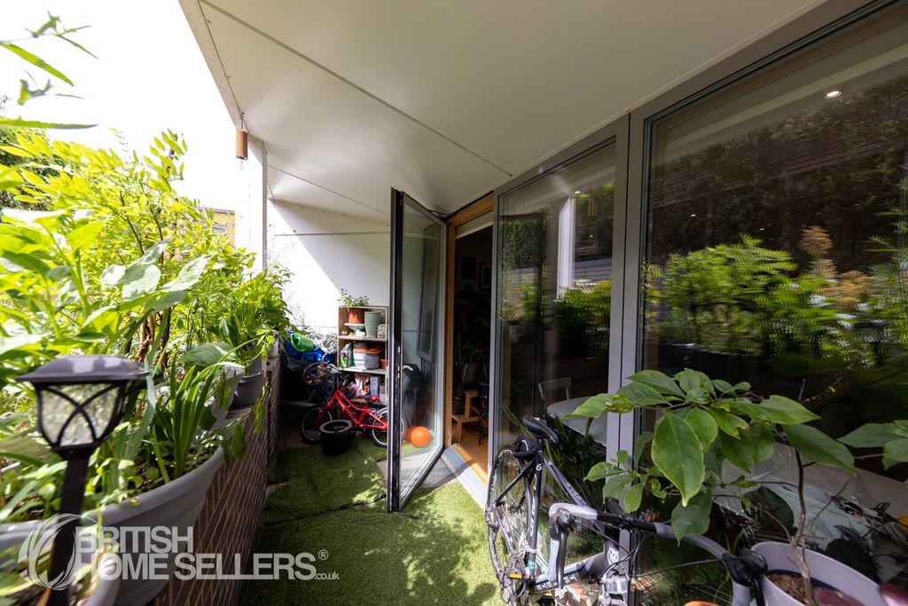 Property photo 3 of 7 Picture No. 04