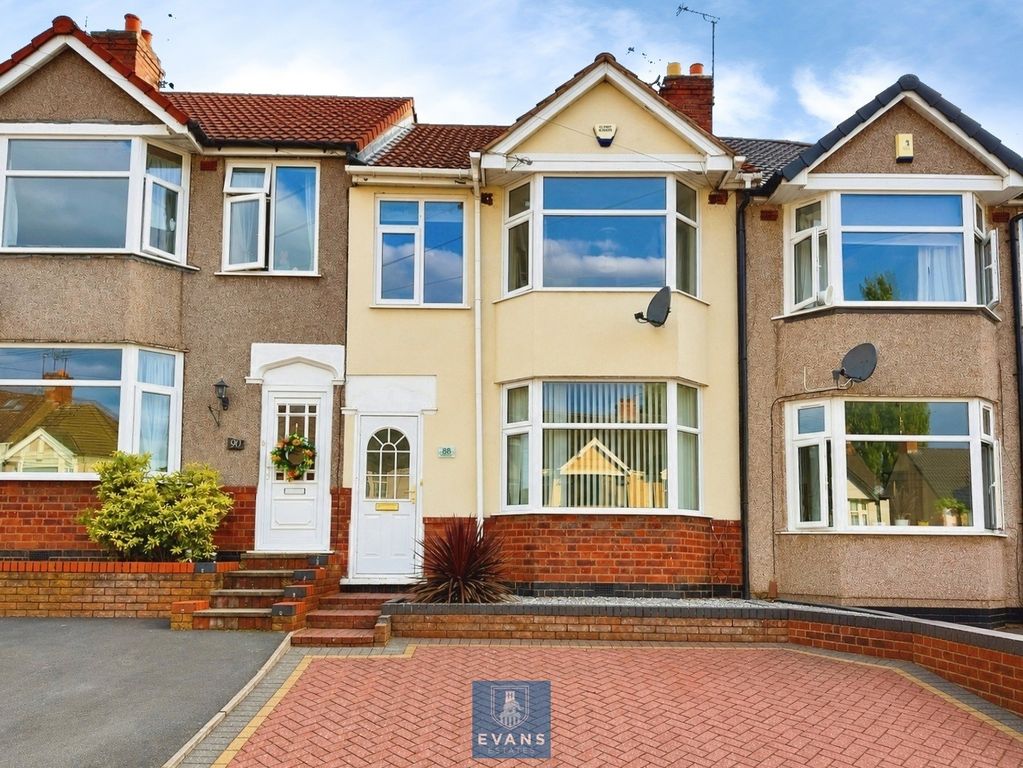 Property photo 1 of 11 Front
