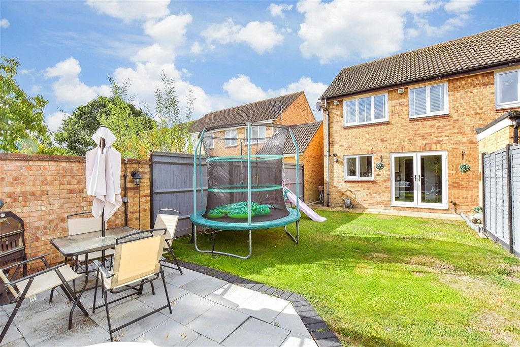 Property photo 2 of 11 Rear Garden