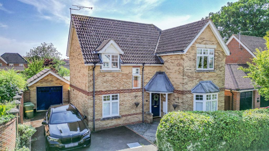 Property photo 1 of 16