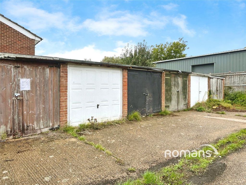 Property photo 3 of 3 Picture No. 03