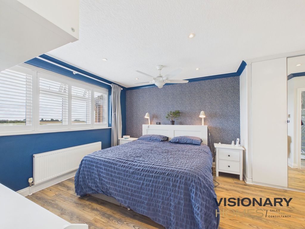Property photo 1 of 31