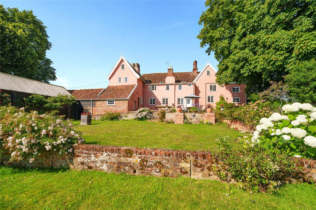 Property photo 3 of 29 Back