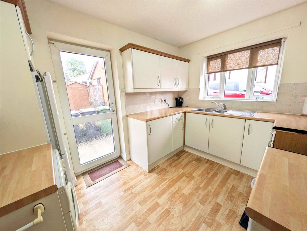 Property photo 2 of 9 Picture No. 22