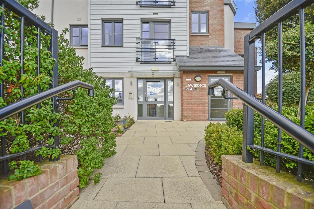 Property photo 1 of 23 Lawrence Place Exterior .Jpg