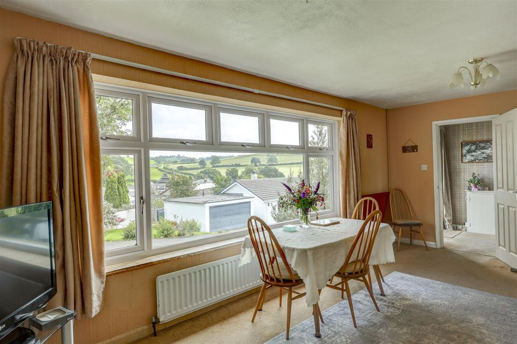 Property photo 2 of 23 Lounge/Dining Room