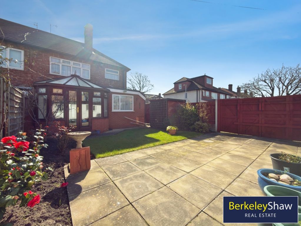 Property photo 2 of 16 Pbox-Img.Jpg