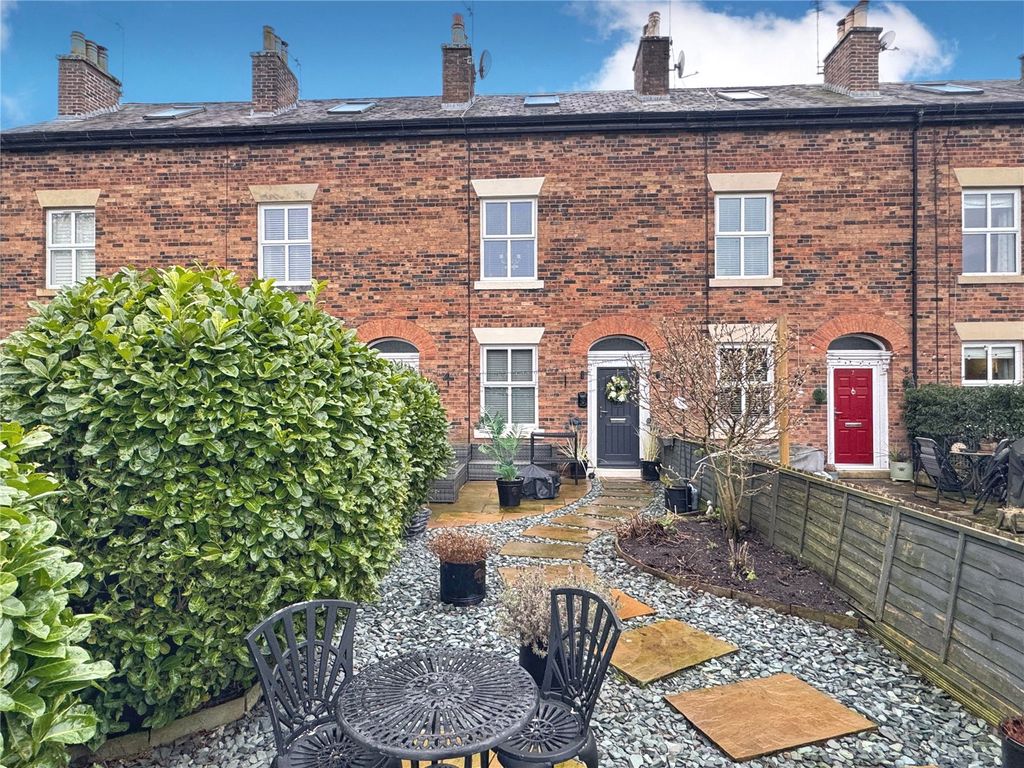 Property photo 1 of 48 Front External