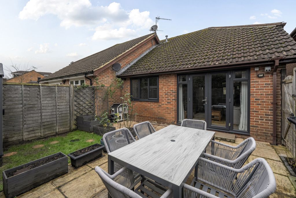 Property photo 3 of 13 1403250-1-69777B0...