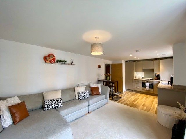 Property photo 2 of 7 Living Room