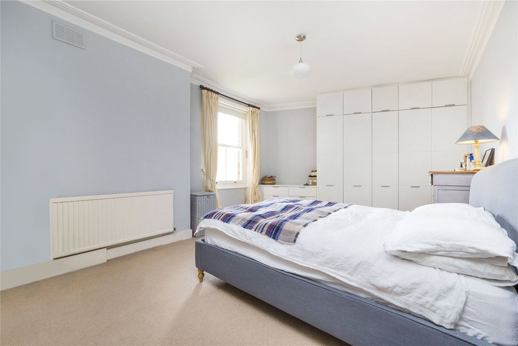 Property photo 3 of 9