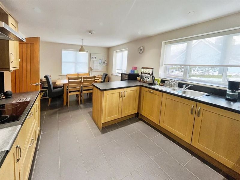 Property photo 2 of 10 Photo 2