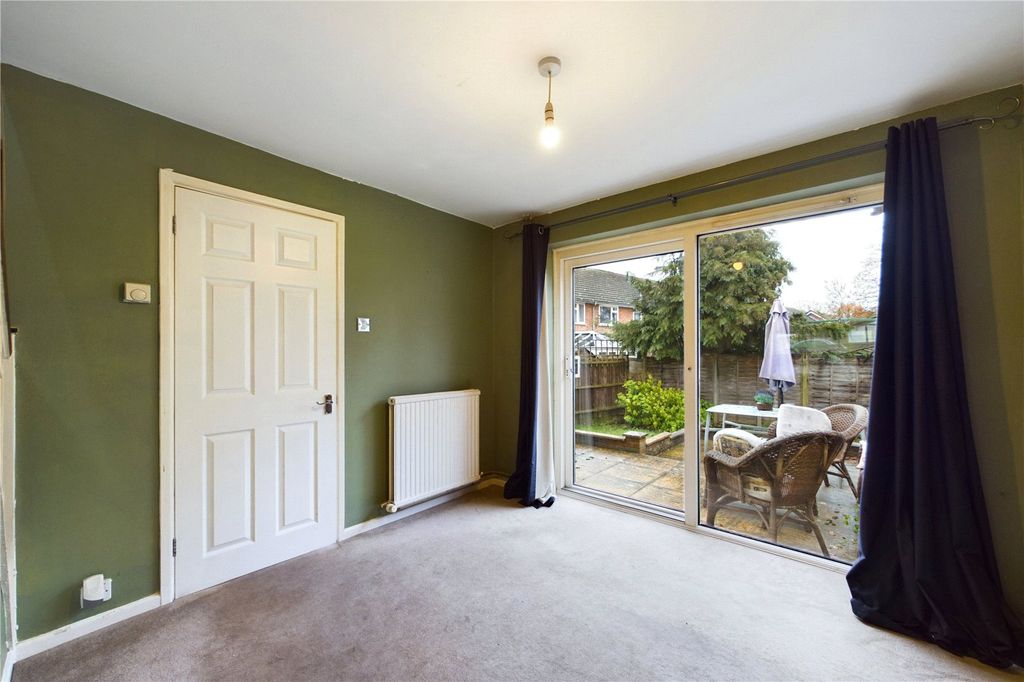 Property photo 3 of 13 Dining Area