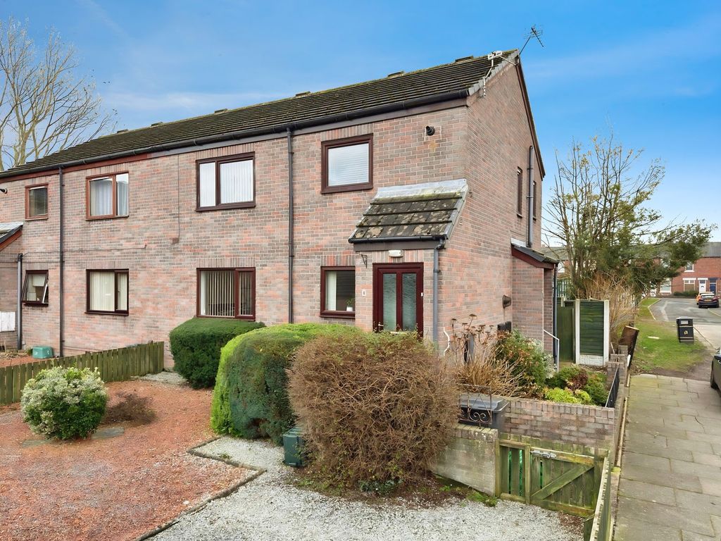 Property photo 1 of 11