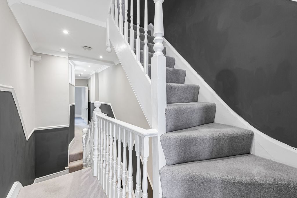 Property photo 3 of 36 82_75976